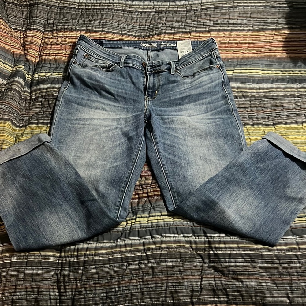 Ladies Levi Strauss sz 10 cuffed capri
